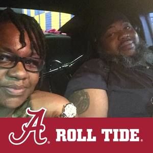 Meet your Posher, Tia